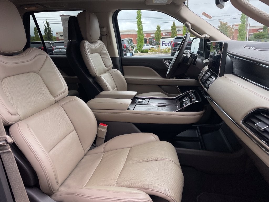 2023 Lincoln Navigator Reserve
