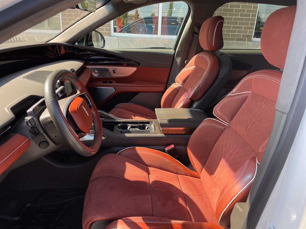 2024 Lincoln Nautilus Black Label