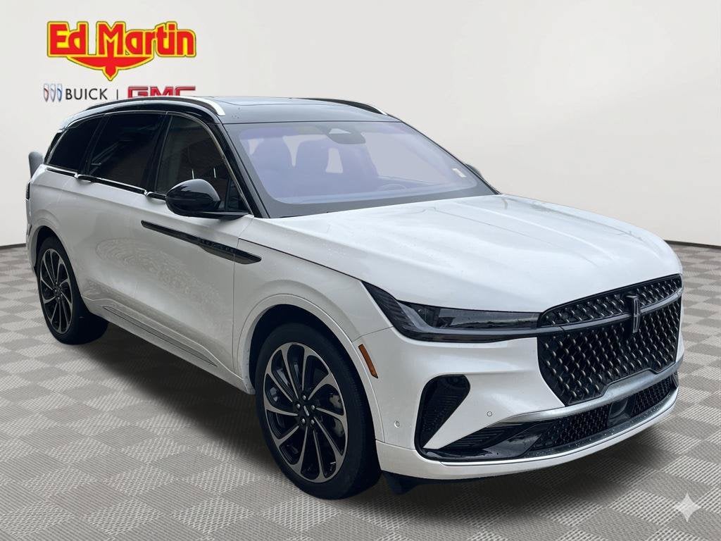 2024 Lincoln Nautilus Black Label