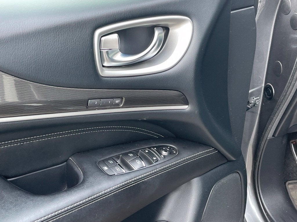 2020 INFINITI QX60 LUXE AWD