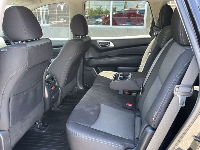 2020 Nissan Pathfinder S 4WD