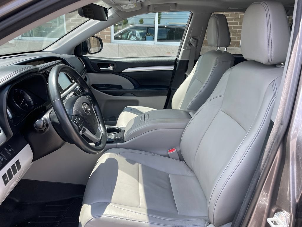 2018 Toyota Highlander SE