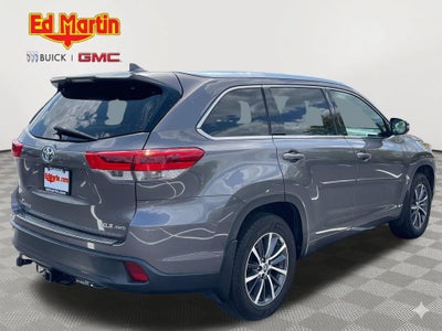 2018 Toyota Highlander SE