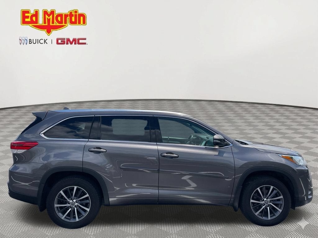 2018 Toyota Highlander SE