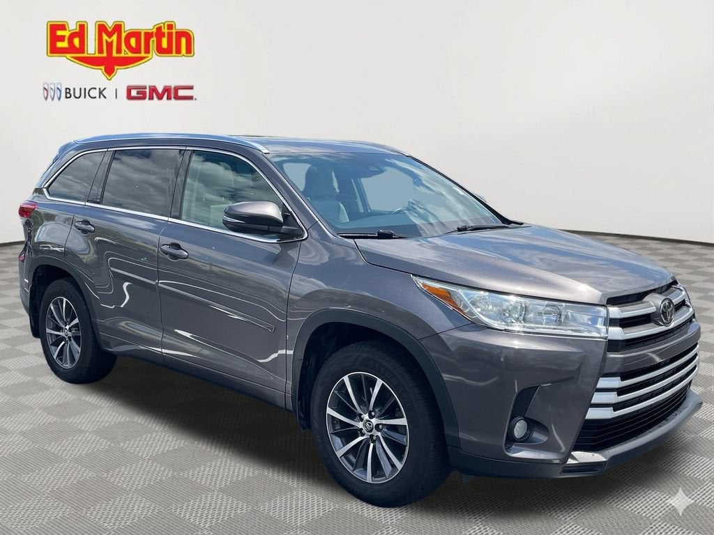 2018 Toyota Highlander SE