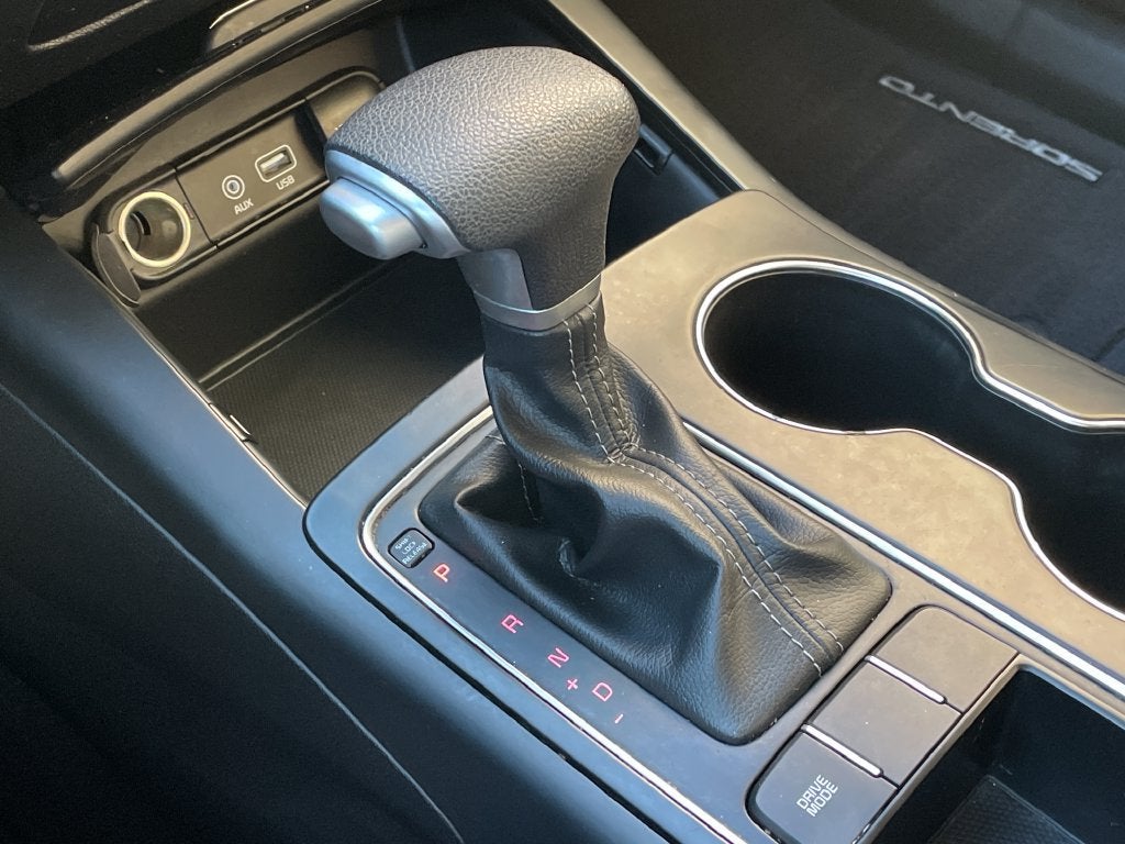 2020 Kia Sorento 2.4L LX