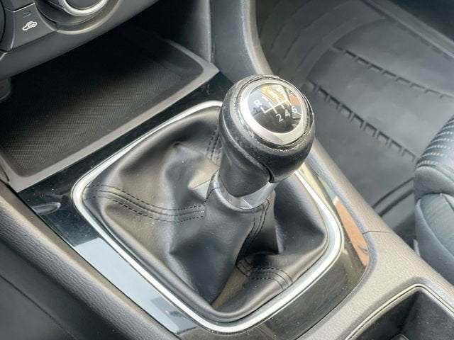 2015 Mazda Mazda6 i Sport