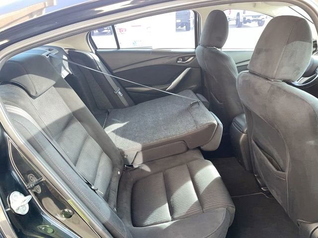 2015 Mazda Mazda6 i Sport