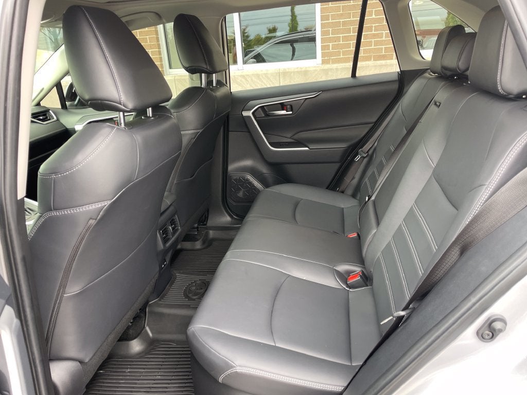 2025 Toyota RAV4 Hybrid XLE Premium