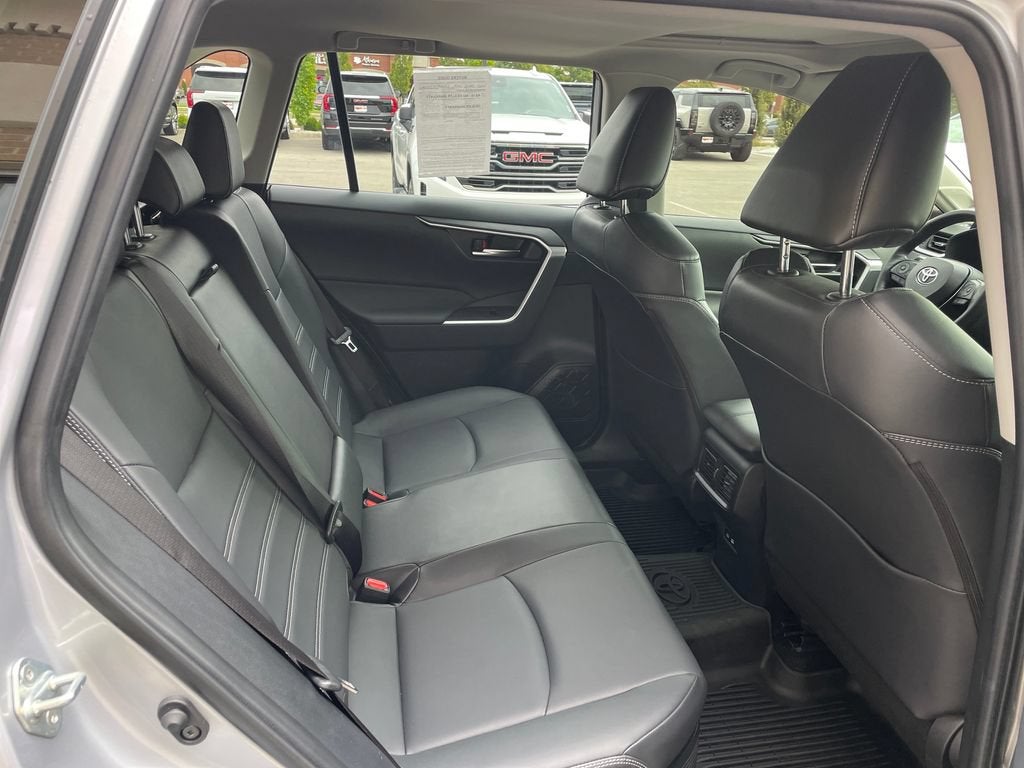2025 Toyota RAV4 Hybrid XLE Premium