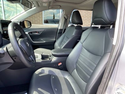 2025 Toyota RAV4 Hybrid XLE Premium