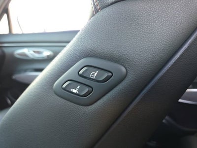 2022 Genesis GV70 2.5T AWD