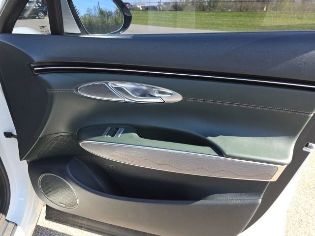 2022 Genesis GV70 2.5T AWD