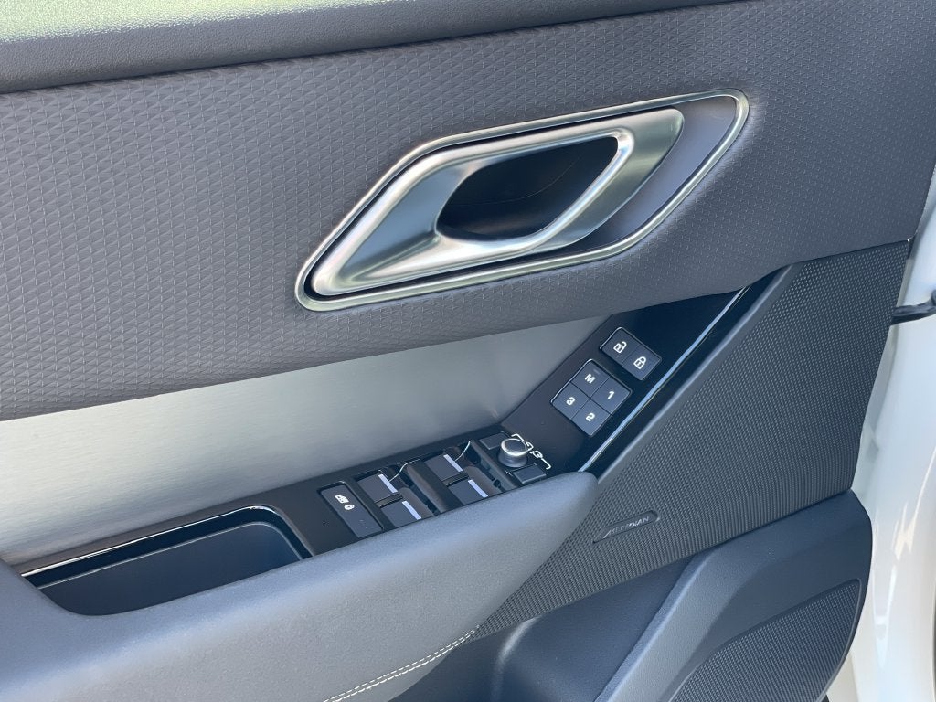 2023 Land Rover Range Rover Velar P340 R-Dynamic S MHEV
