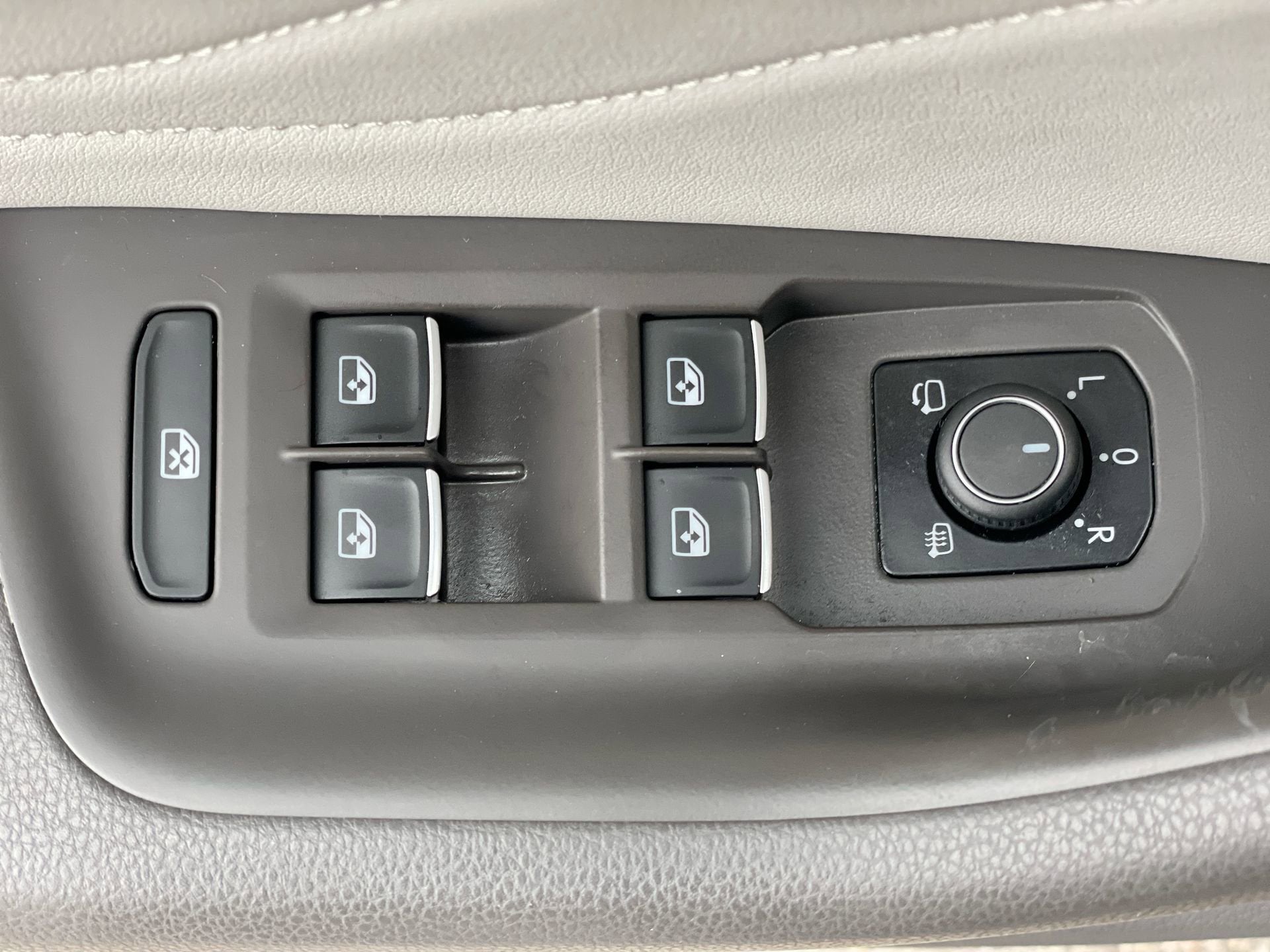 2021 Volkswagen Arteon SEL R-Line