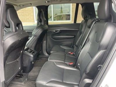 2020 Volvo XC90 T5 Momentum 7 Passenger