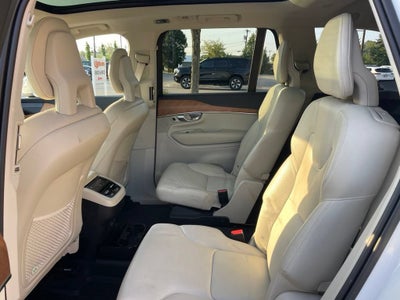 2021 Volvo XC90 T6 Momentum 6 Passenger