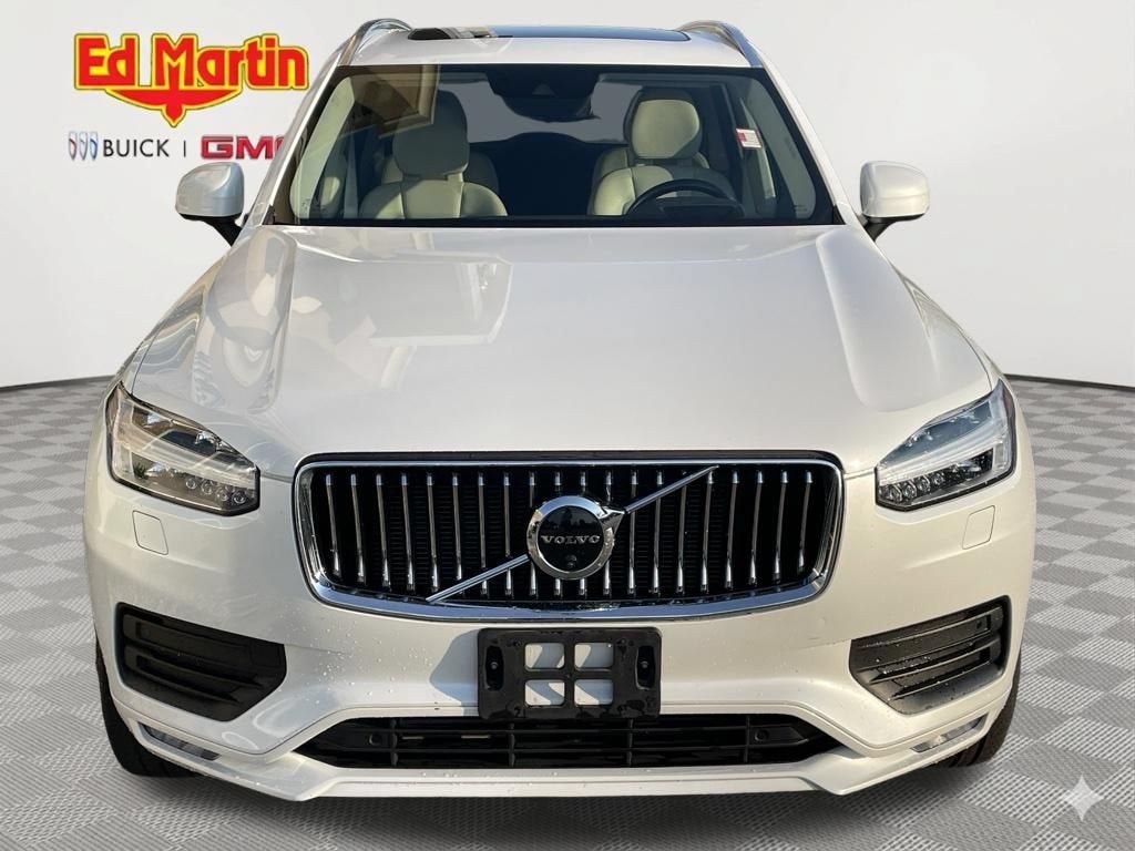 2021 Volvo XC90 T6 Momentum 6 Passenger